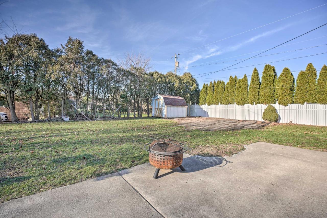 Lovely 3- Bedroom Apartment With Street Parking. Goshen Exterior foto