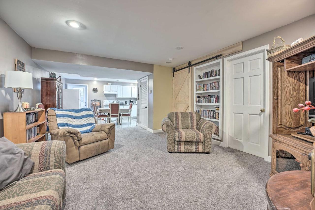 Lovely 3- Bedroom Apartment With Street Parking. Goshen Exterior foto